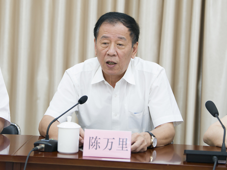 陳萬里.jpg