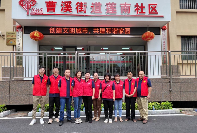 創城合照_副本.jpg