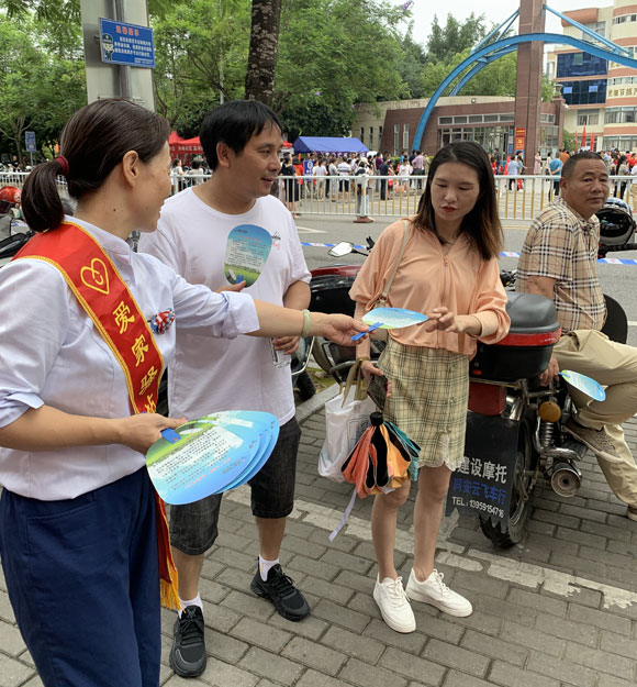圖14.jpg