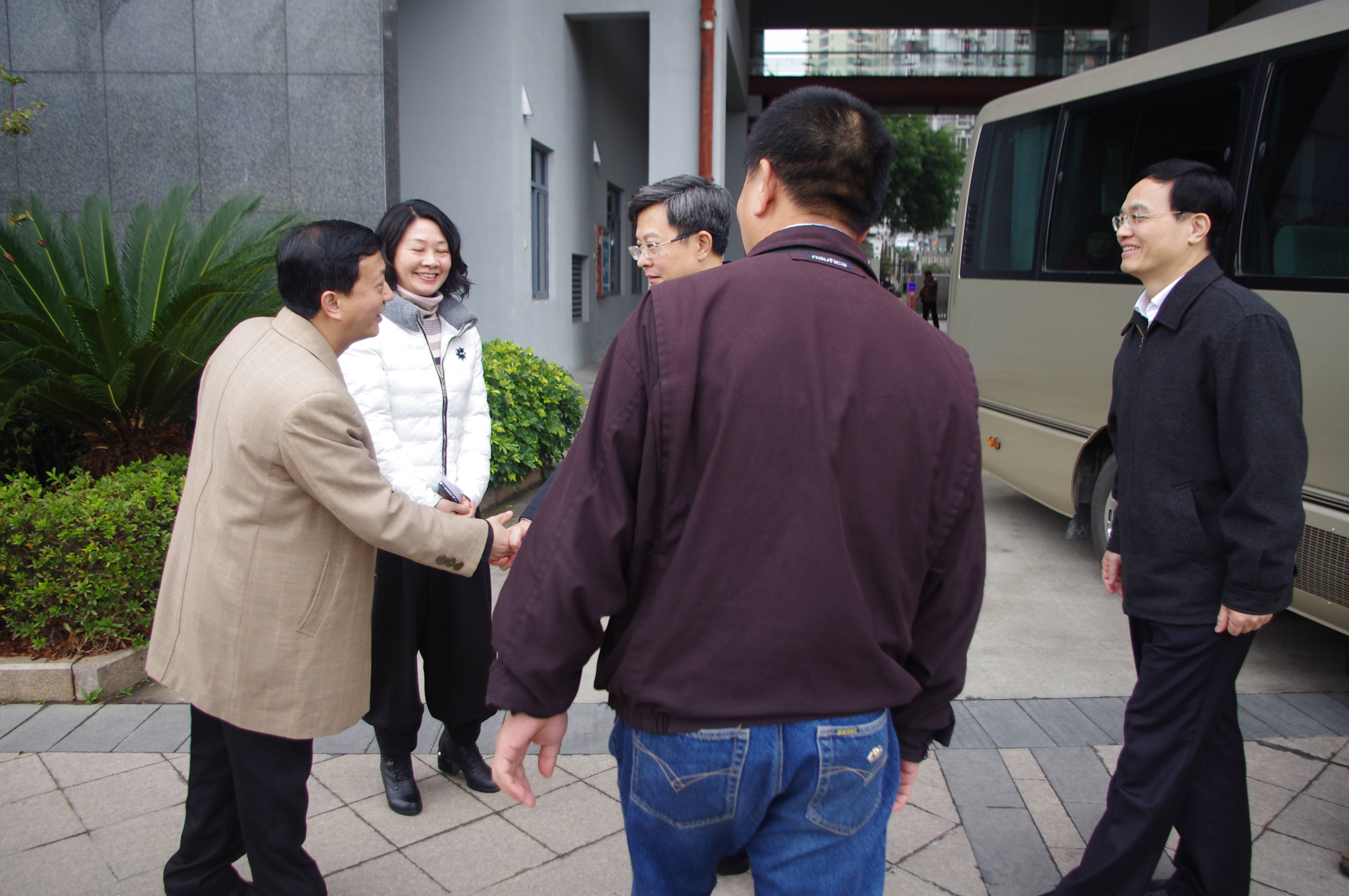 南平市委書記莊稼漢一行到南平分公司走訪慰問