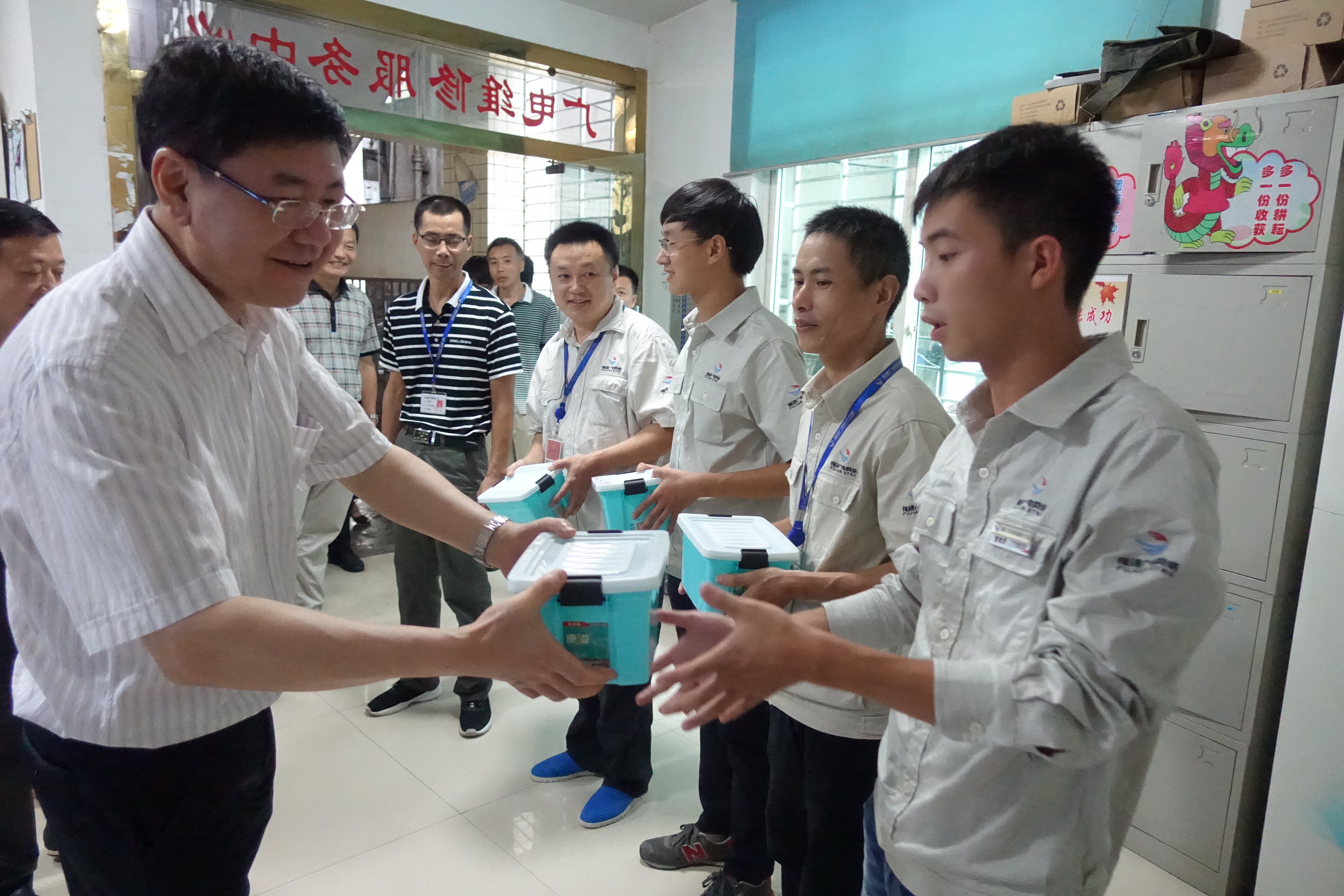 集團副總經理梁章林一行到建陽分公司調研慰問